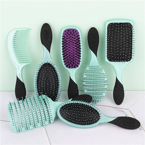 WetBrush Pro Shine Enhancer Hair Brush Aqua