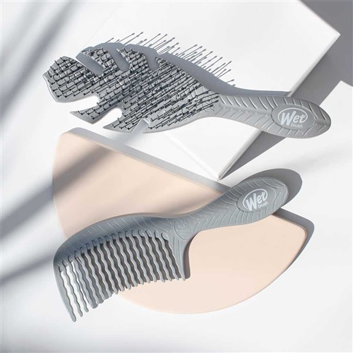 WetBrush Go Green Detangler Grey Leaf